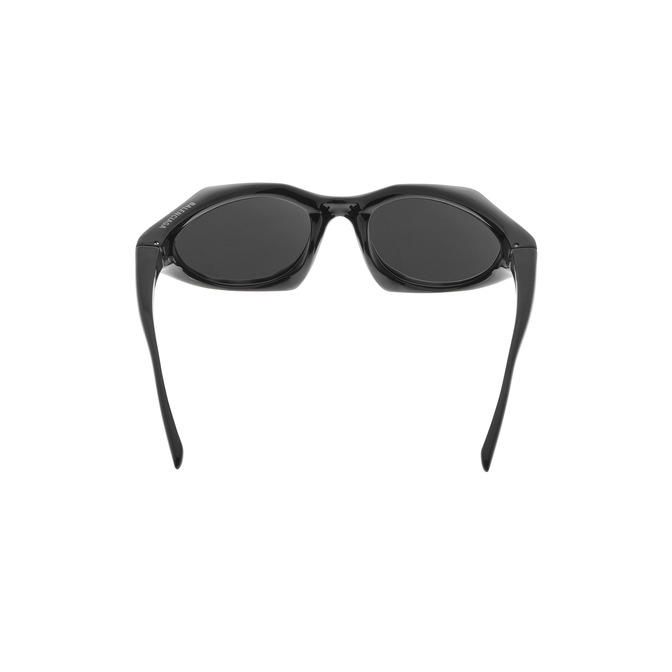 Runner Cat Sunglasses in Black - Image 5